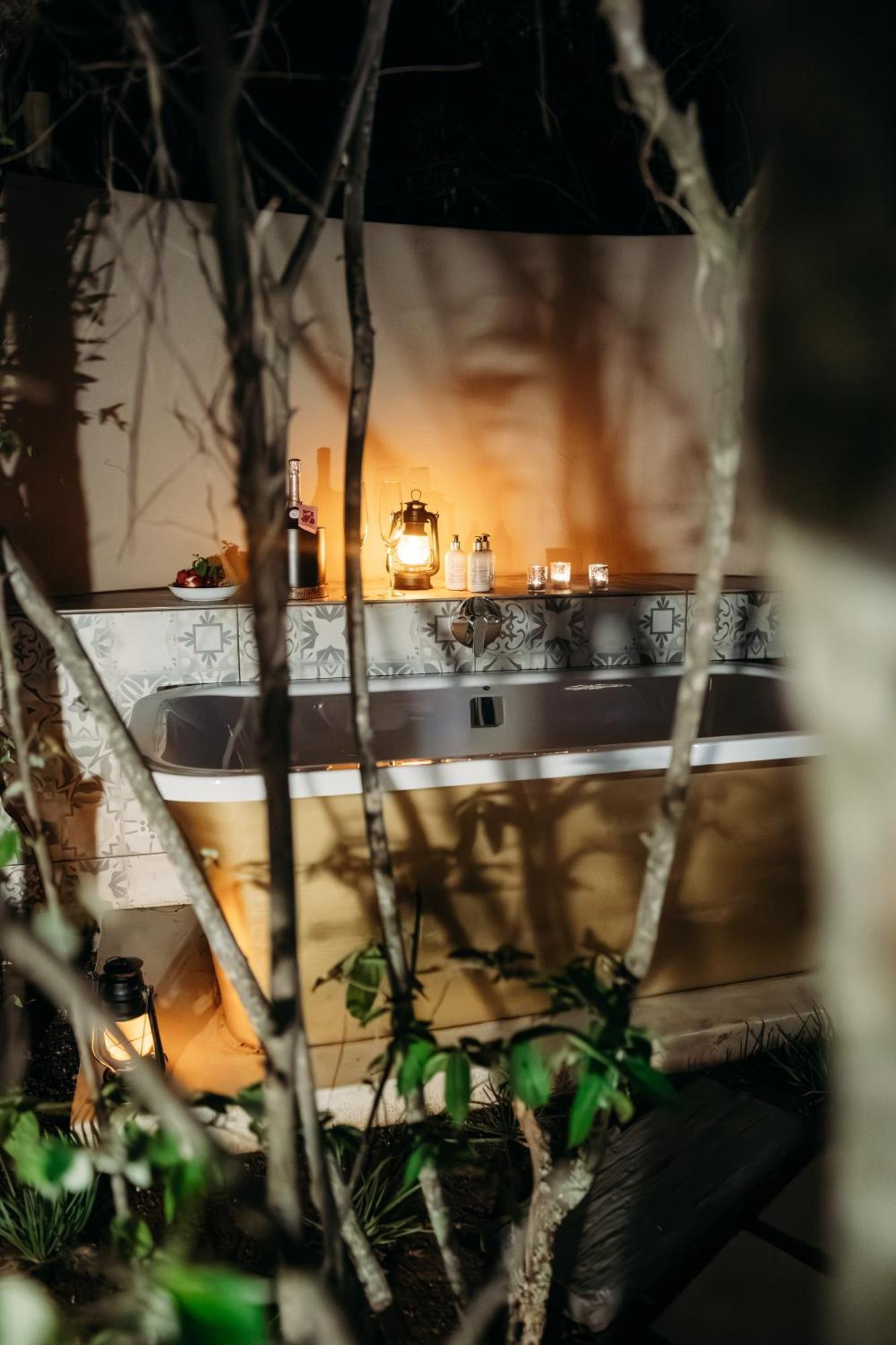 Safari Moon Luxury Bush Lodge هويدزبروت المظهر الخارجي الصورة